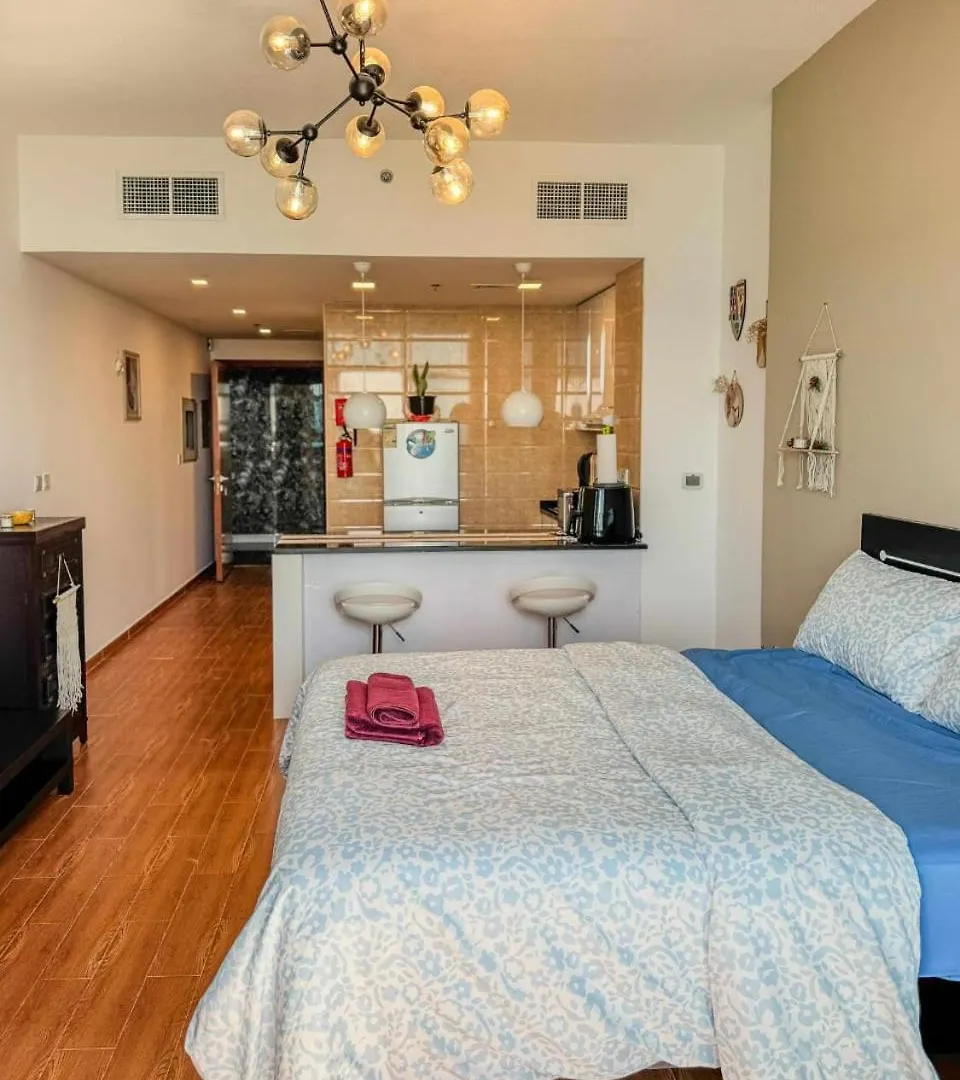 Luxury Studio In Jvt Dubai